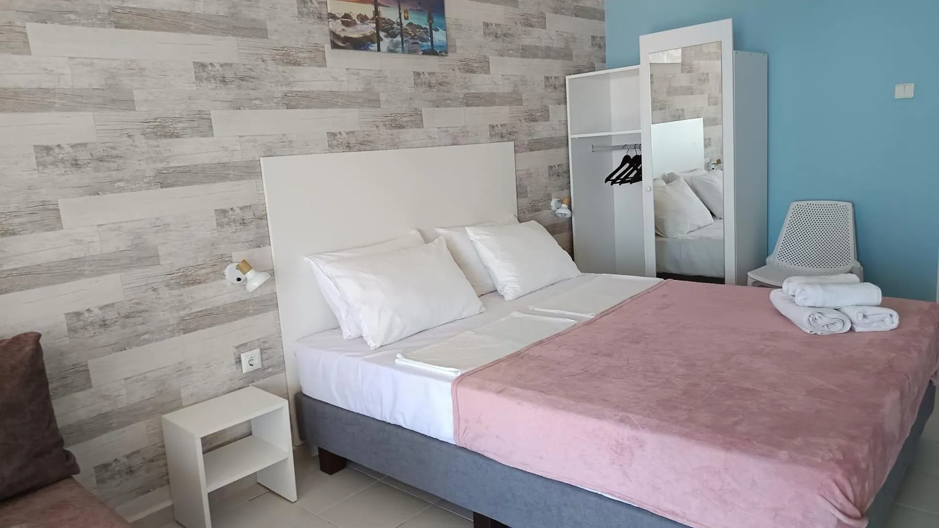 Simada Blue Guesthouse Aranyhomok