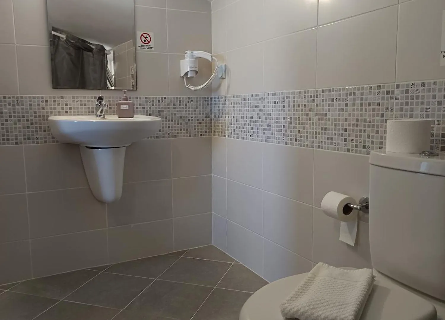 Simada Blue Guesthouse Aranyhomok Vendégház